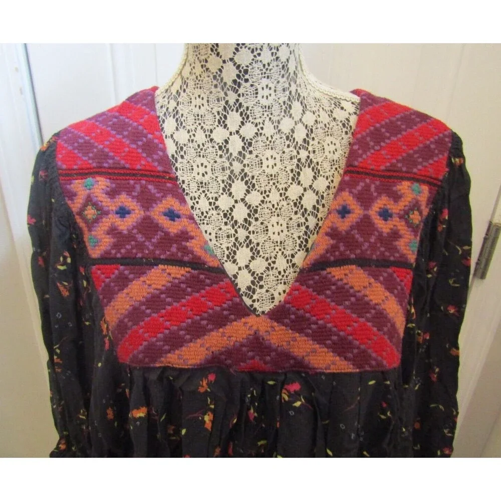 Free People Lady Lou Peasant Blouse Embroidered High Low V Neck Top Floral M
